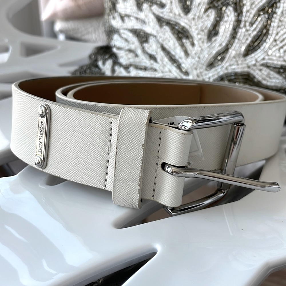 🤍Michael Kors belt⭐️